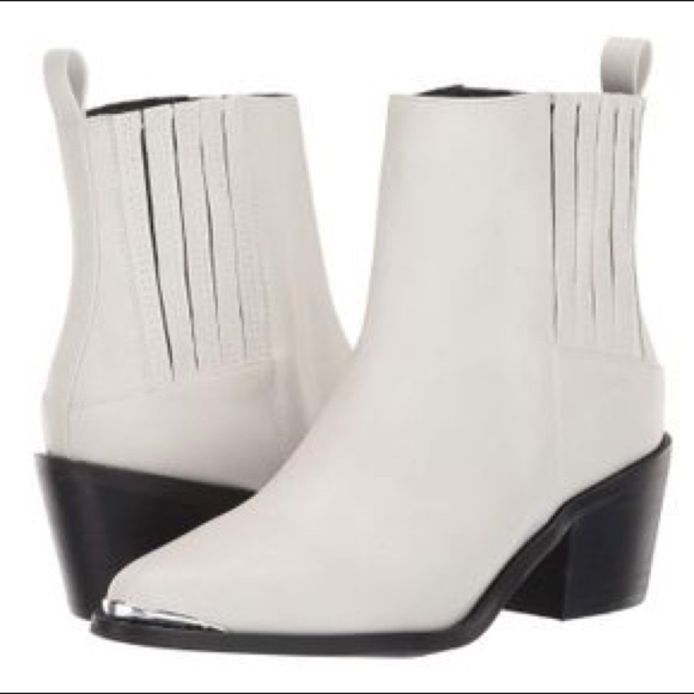 New DV Dolve Vita Ozias Booties - Picture 2 of 11